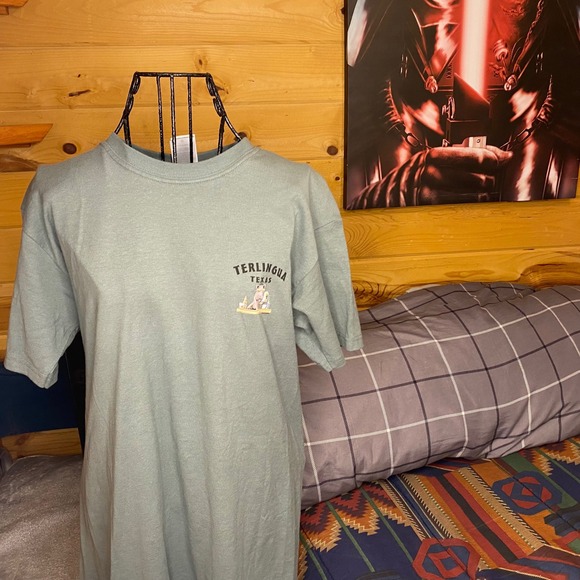 The Duck Co Terlingua Texas Graphic T Shirt Mens Medium Javelina Bar Scene - Picture 2 of 5